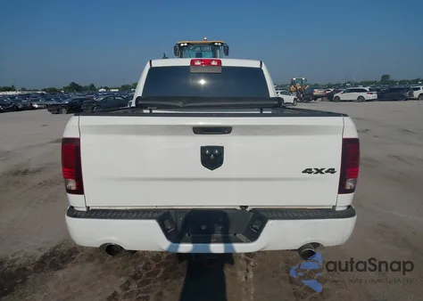 2018 Ram 1500 Sport 4X4 6'4 Box из США, поврежденный, VIN 1C6RR7HT7JS103627